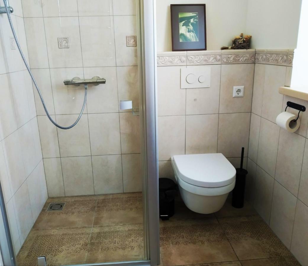 9 Min From Palanga! Luxury House On The River And Sauna Kretinga Kültér fotó