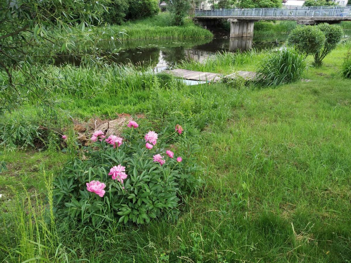 9 Min From Palanga! Luxury House On The River And Sauna Kretinga Kültér fotó